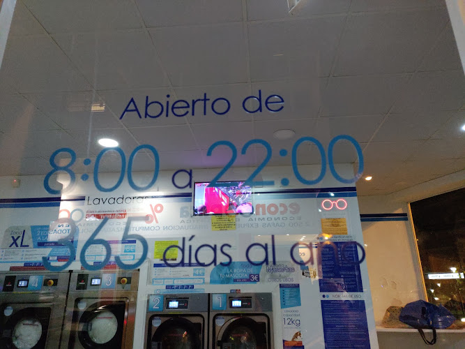 LAVANDERIA AUTOSERVICIO MAJADAHONDA Wash L&L LAVANDERIA AUTOSERVICIO MAJADAHONDA Wash L&L