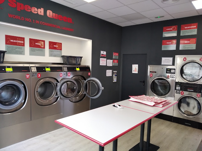 Lavandería autoservicio Laundry