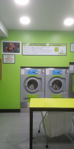 Lavandería autoservicio Colada Exprés Floranes 57