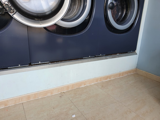 Burbujas Lavanderia Auto-Servicio Burbujas Lavanderia Auto-Servicio