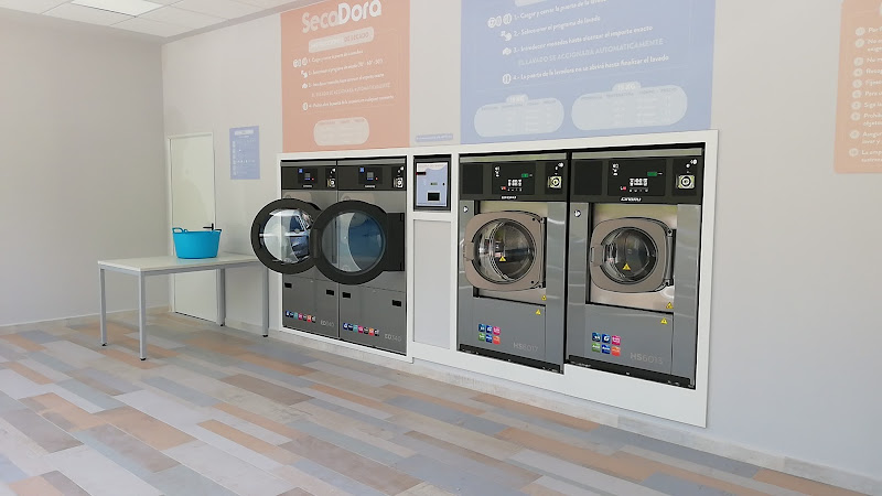 Tu LavaDora Lavanderia Autoservicio