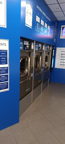 OpenBlue , Lavanderia & Vending 24h OpenBlue , Lavanderia & Vending 24h