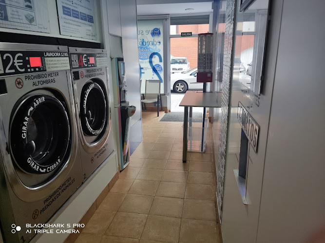 Grupo Charol - Cerrajeria - Lavanderia