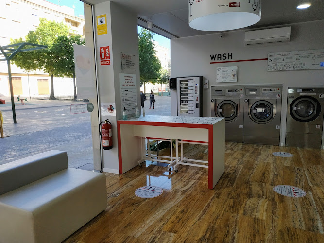 Lavandería Autoservicio Bloomest en Mula Lavandería Autoservicio Bloomest en Mula