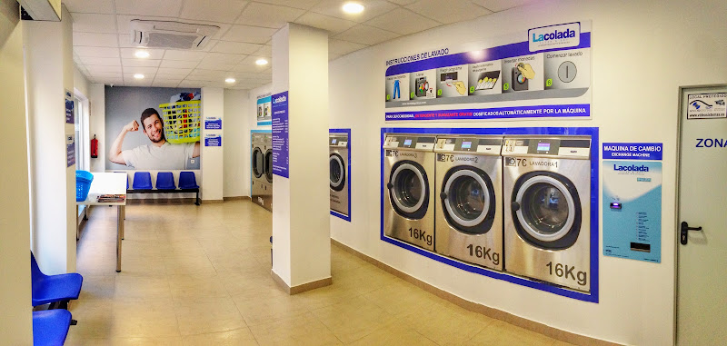 Lavandería autoservicio Almeria La Colada