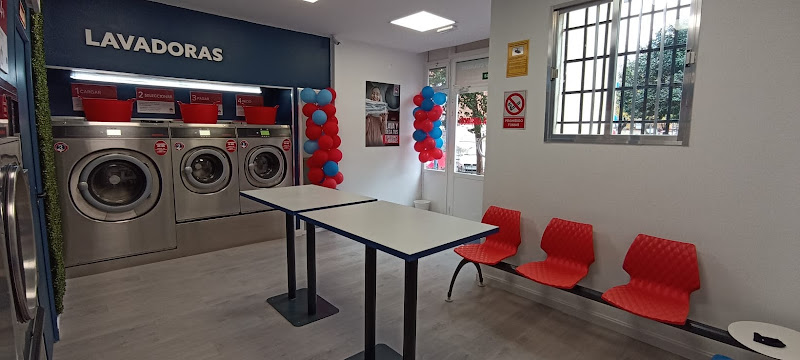 Lavaki Autoservicio (Lavandería y Lavamascotas) Lavaki Autoservicio (Lavandería y Lavamascotas)