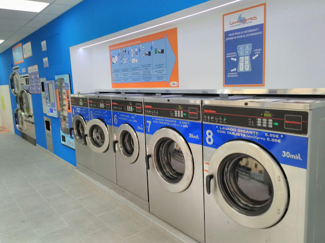 Lavandería Autoservicio LAVAXPRES Lavandería Autoservicio LAVAXPRES