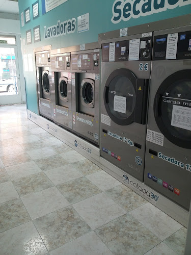 Lavanderia Autoservicio Colada 30 Lavanderia Autoservicio Colada 30