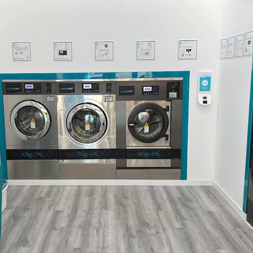 Lavandería Autoservicio Waterproof Barbastro