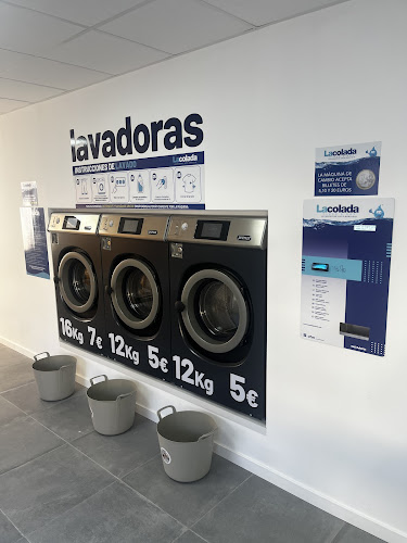 LaColada Lavandería Autoservicio LaColada Lavandería Autoservicio