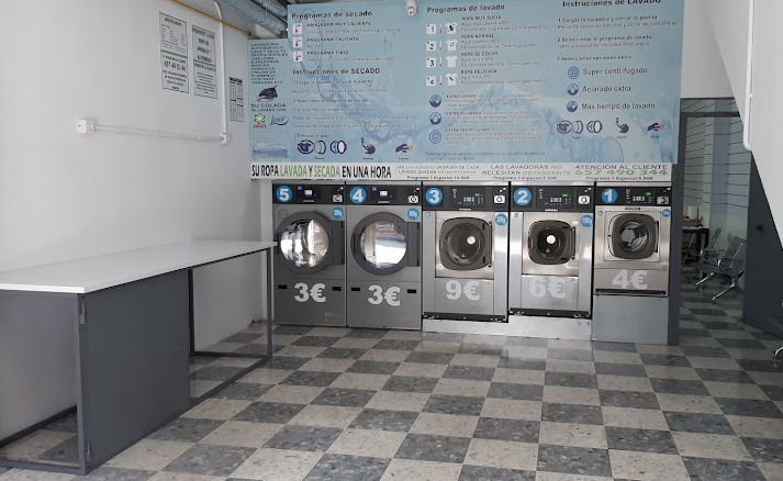 LA COLADA DH 2 (Lavanderia Autoservicio)