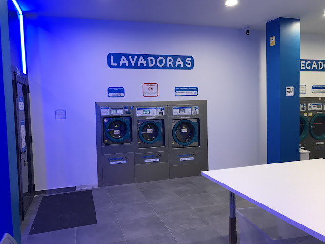 AUGA & XABON Lavandería Autoservicio