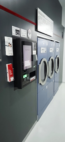 Lavandería autoservicio Bloomest Miele Barcelona Lavandería autoservicio Bloomest Miele Barcelona