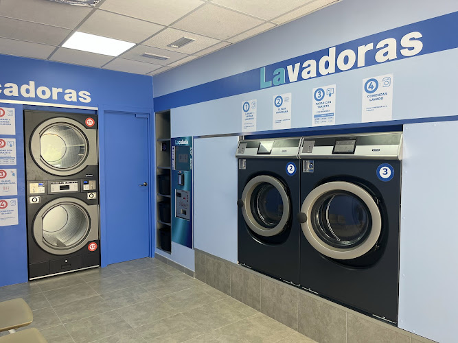 LaColada-Ponent Bugaderia automàtica LaColada-Ponent Bugaderia automàtica