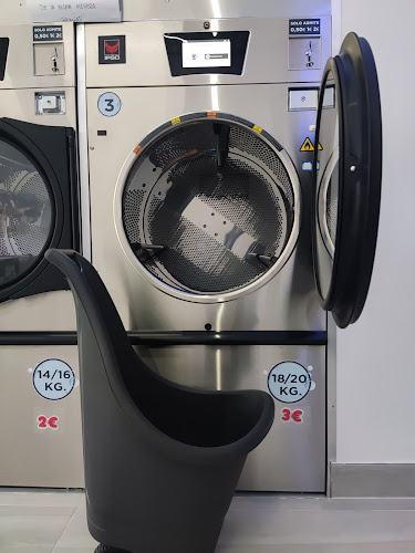 LAVANDERIA PLASENCIA Autoservicio