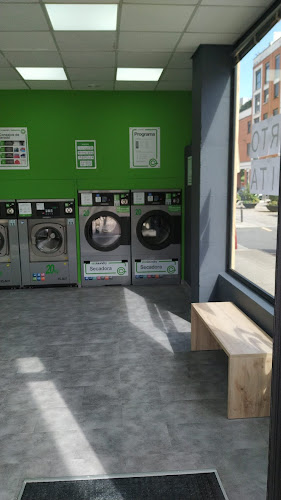 Ecolaundry Leioa Centro Estartetxe, 19 Lavandería Autoservicio