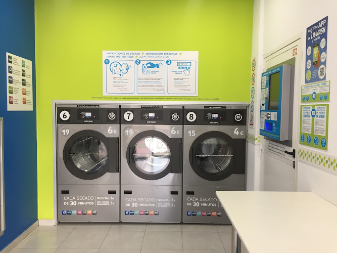La Wash Lavandería Autoservicio