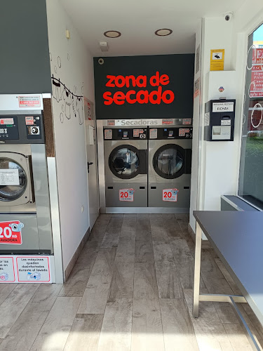 Lavalia, Lavandería Autoservicio Lavalia, Lavandería Autoservicio